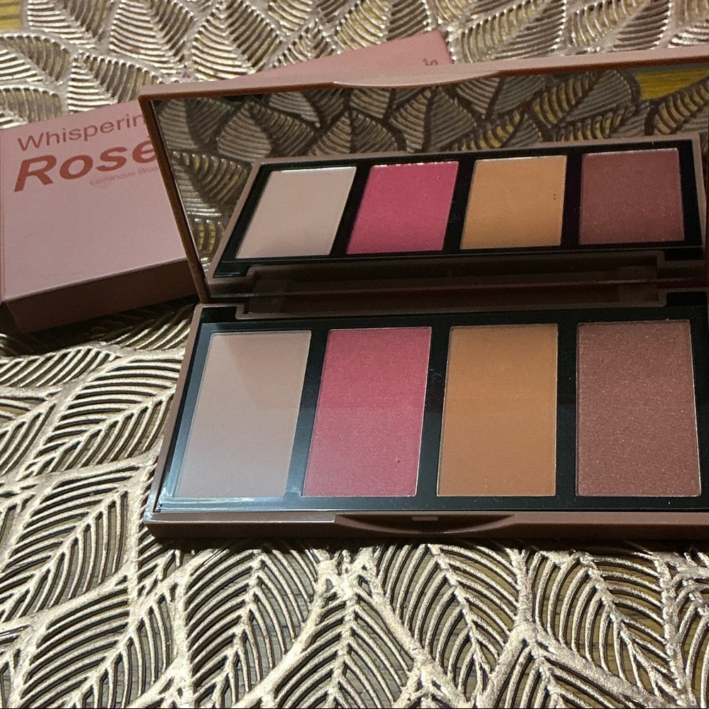 Violet Voss Blush Palette